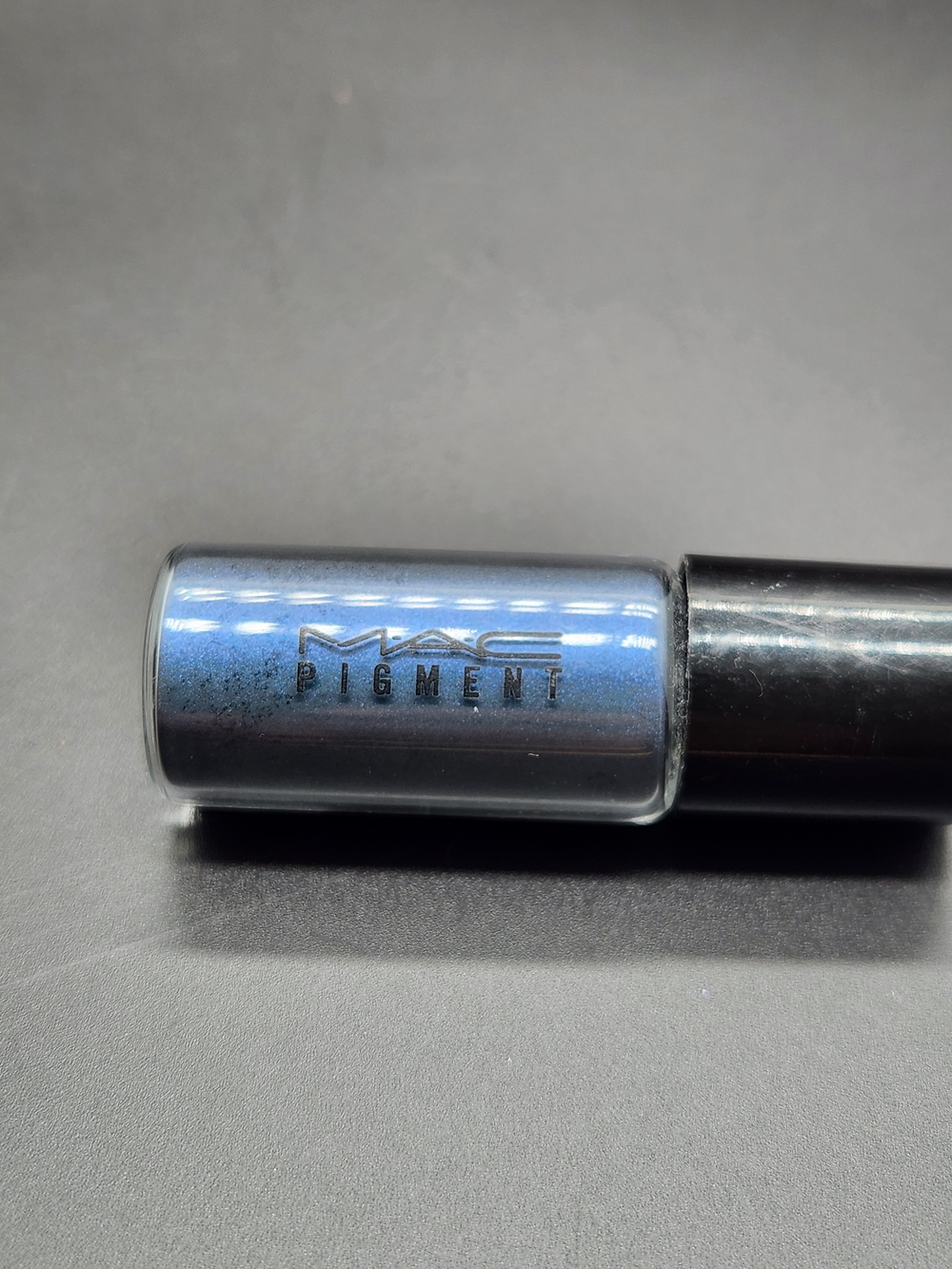 MAC Cosmetics Loose Pigment - "Naval Blue"